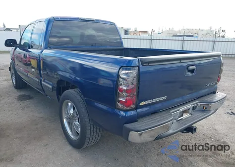 2002 Chevrolet Silverado 1500 Ls из США, поврежденный, VIN 2GCEC19V021294315